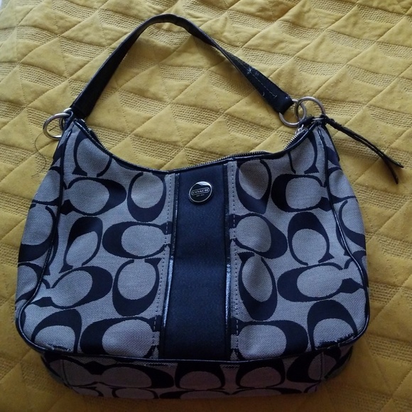 Miscellaneous clothes sizes 18-20 & Coach - Picture 3 of 4